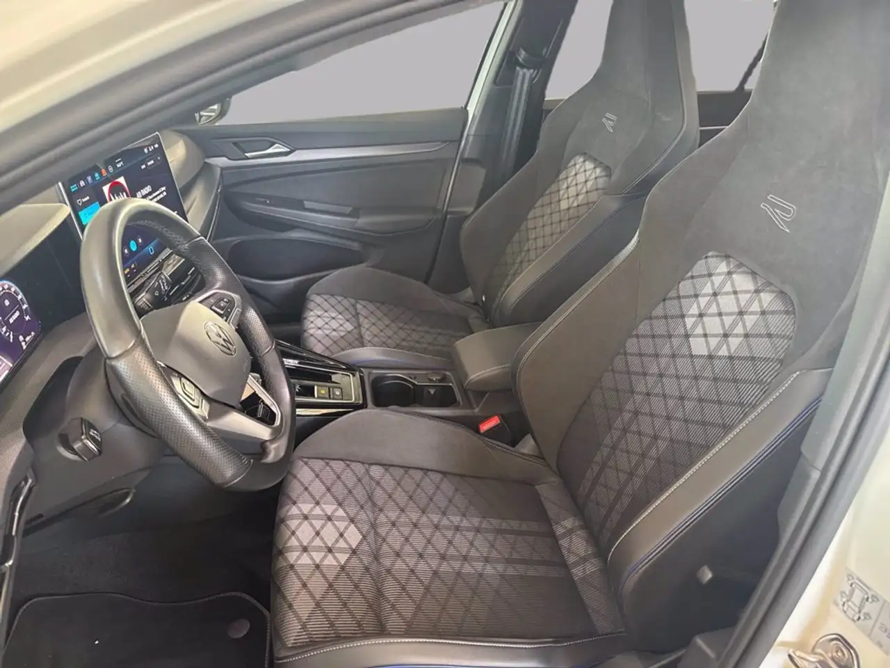 Volkswagen Golf 10