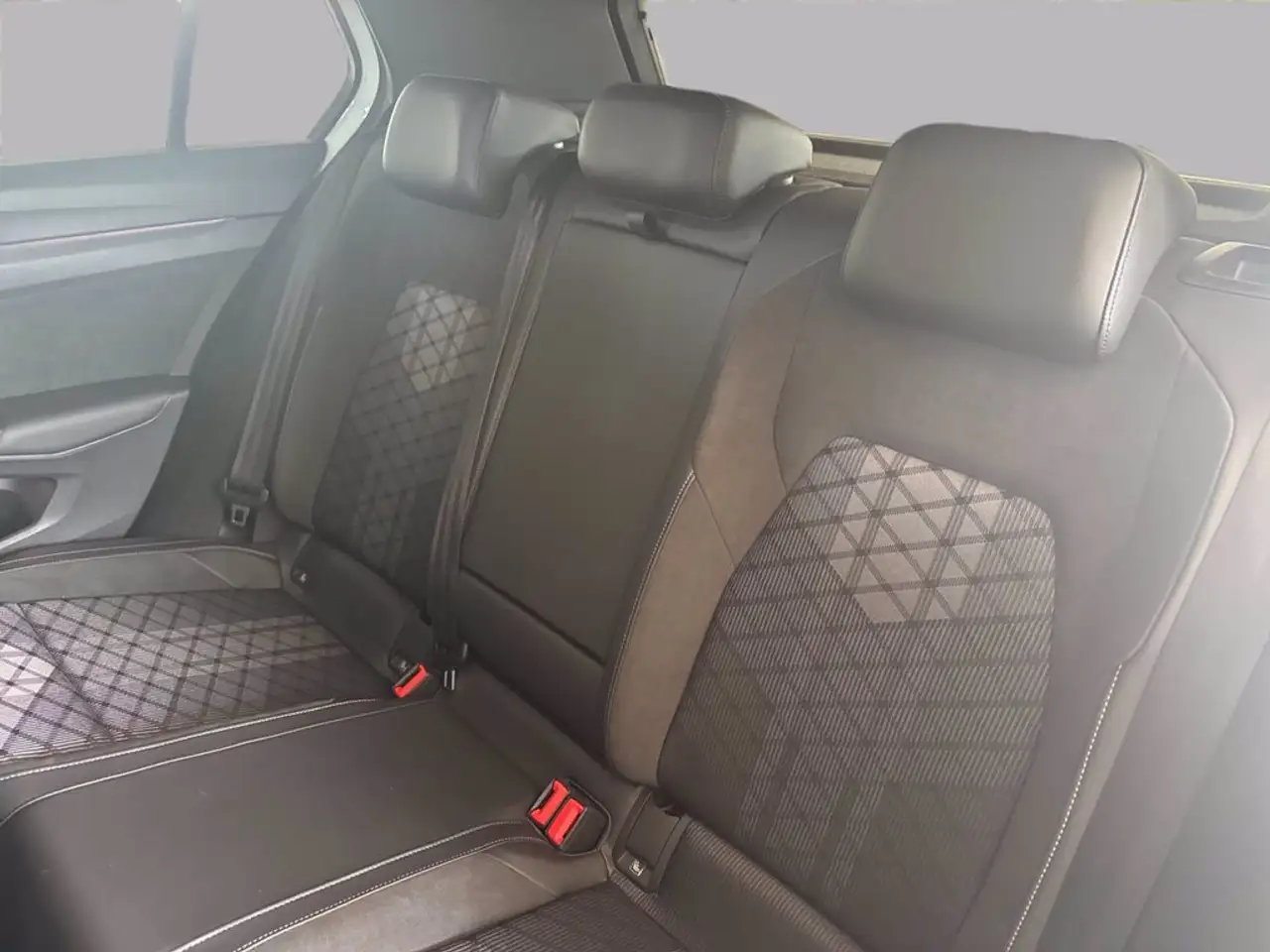 Volkswagen Golf 12