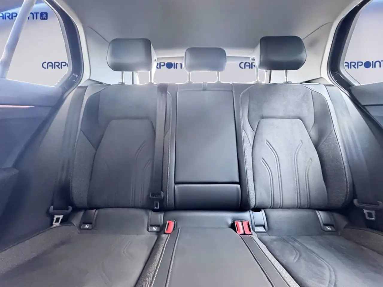 Volkswagen Golf 11