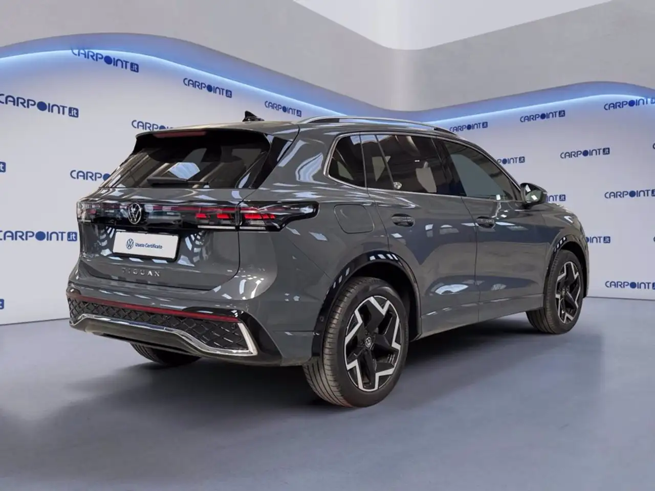 Volkswagen Tiguan 7