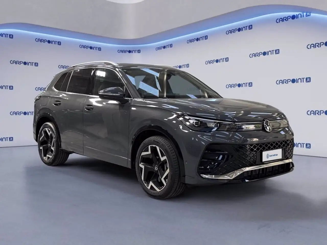 Volkswagen Tiguan 9