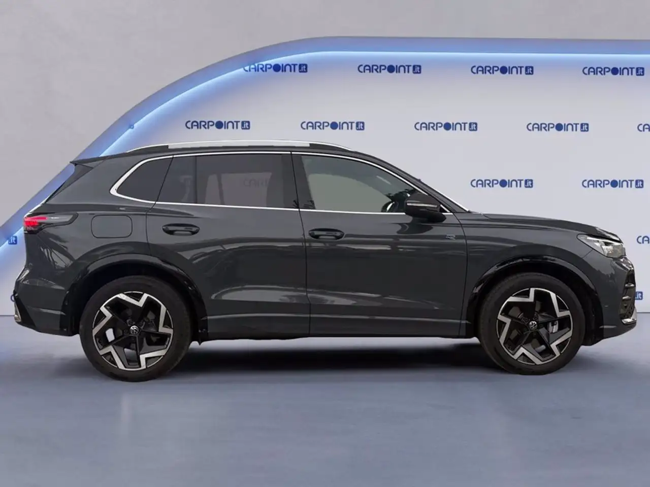 Volkswagen Tiguan 7