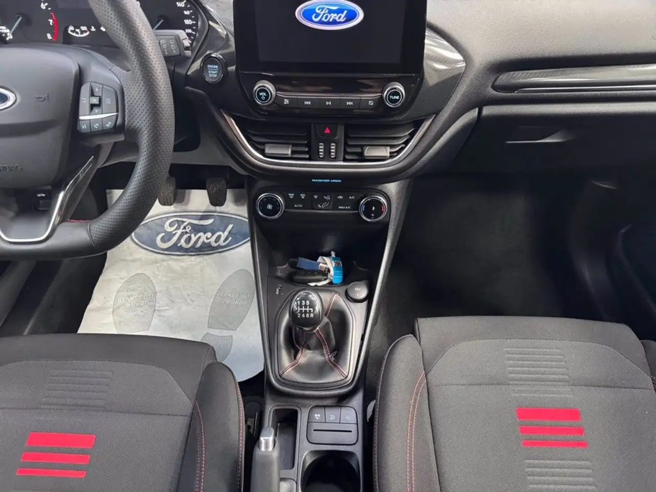 Ford Fiesta 12