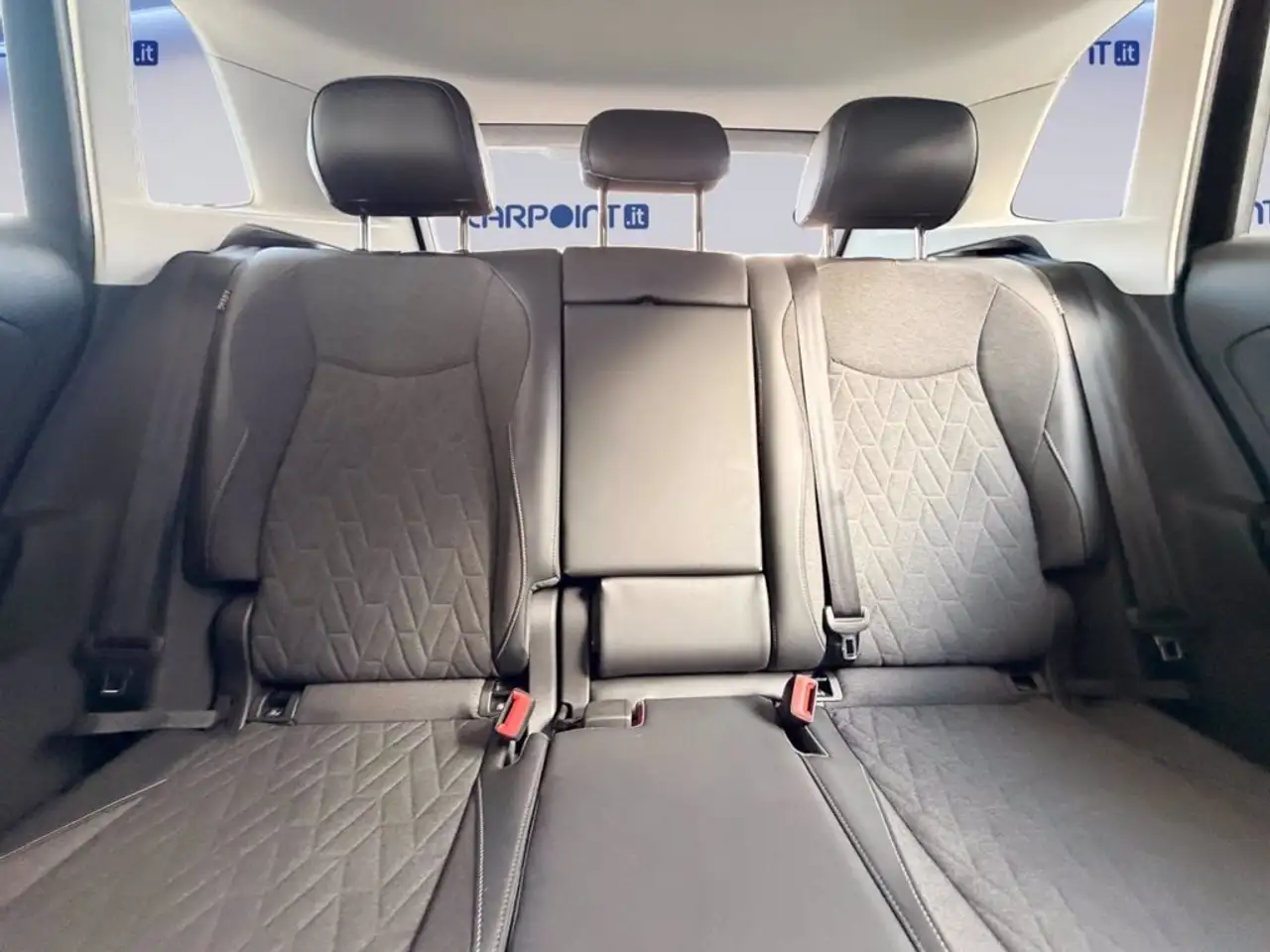 Volkswagen Tiguan 11