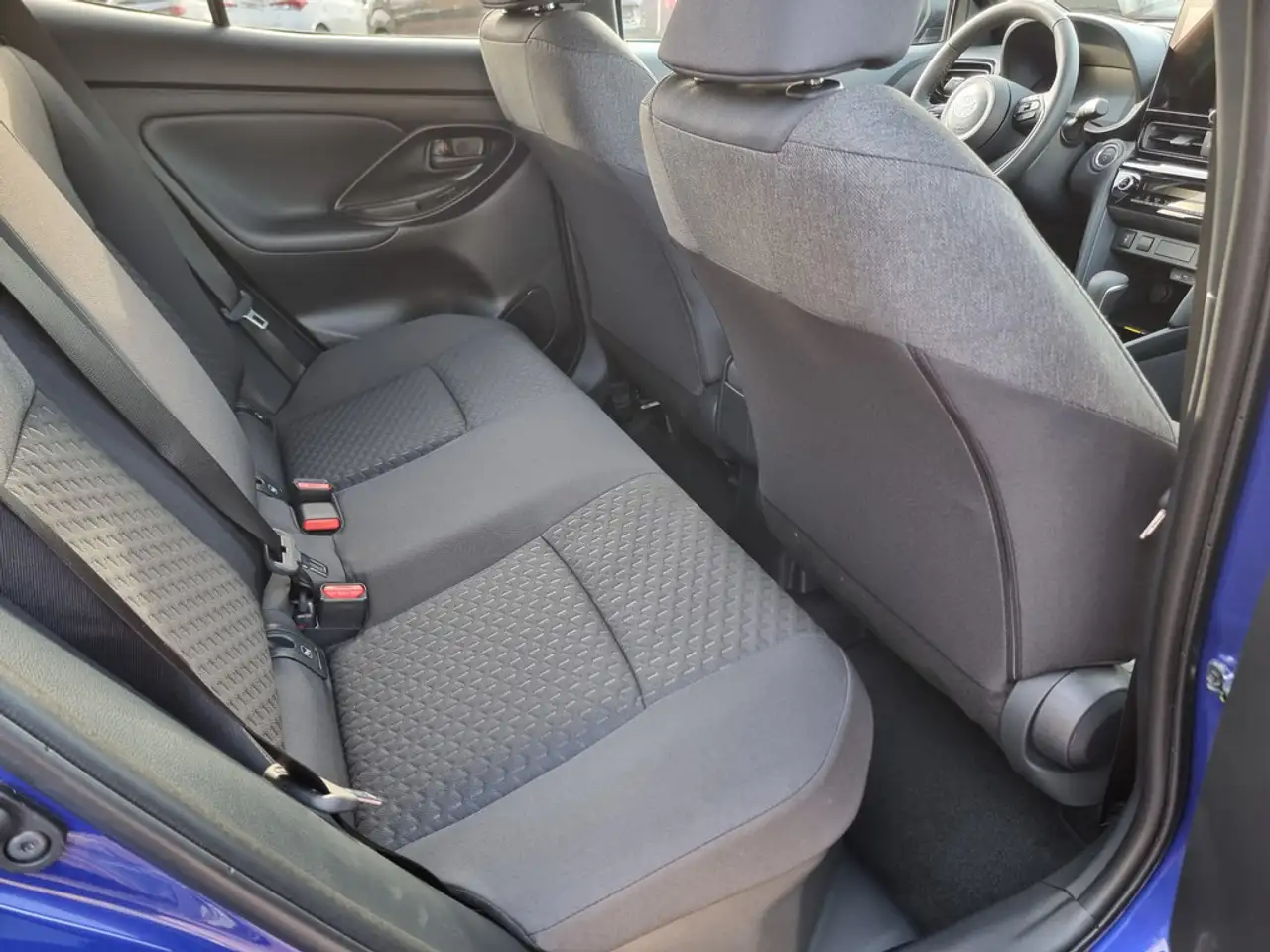 Toyota Yaris 8