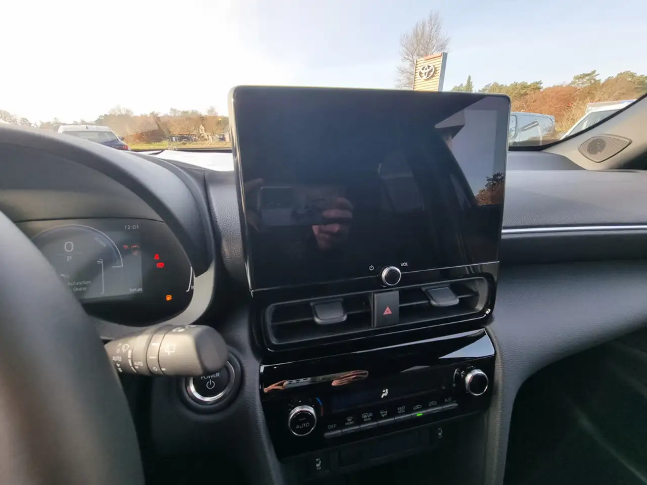 Toyota Yaris 16