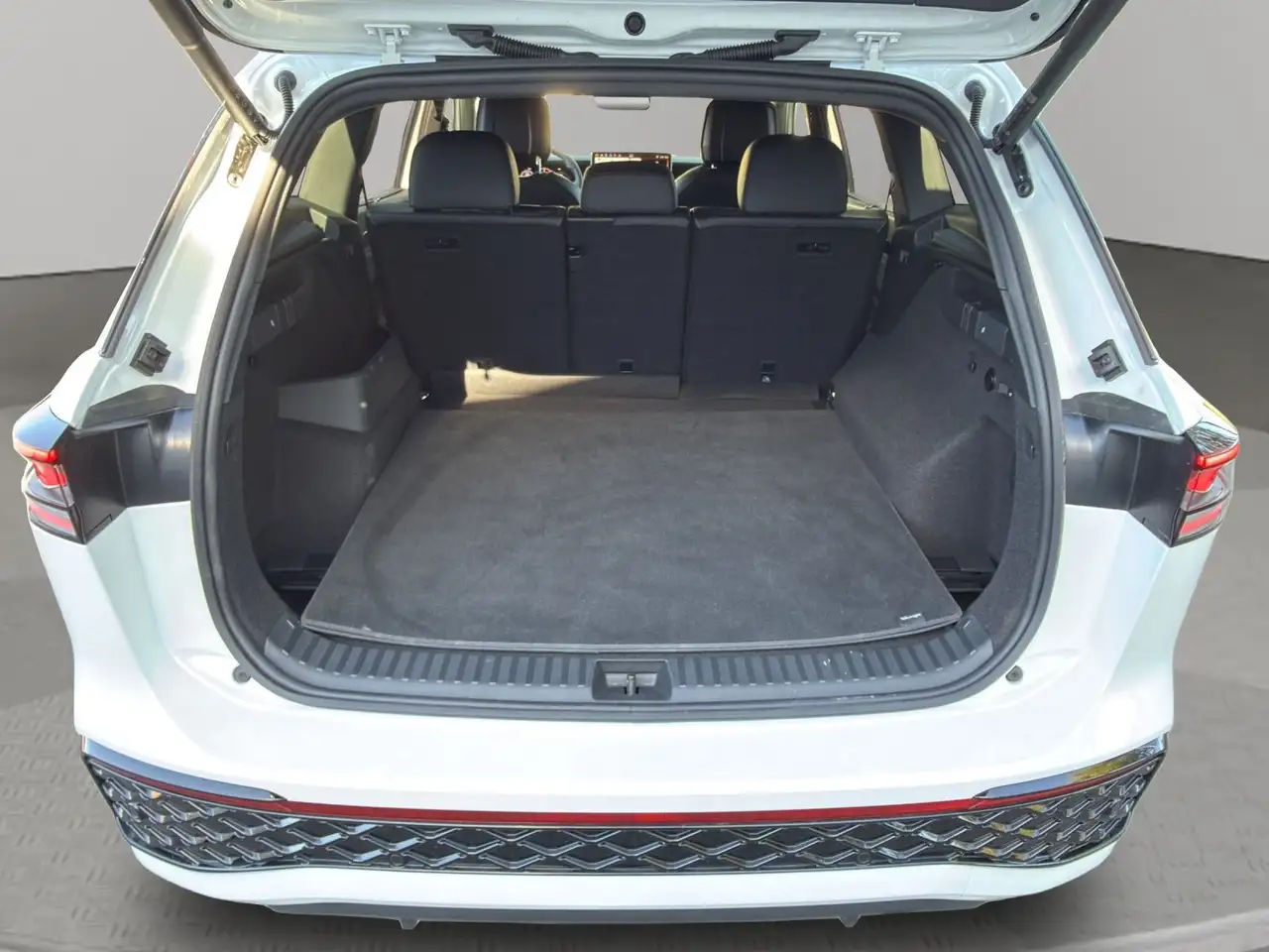 Volkswagen Tayron 16