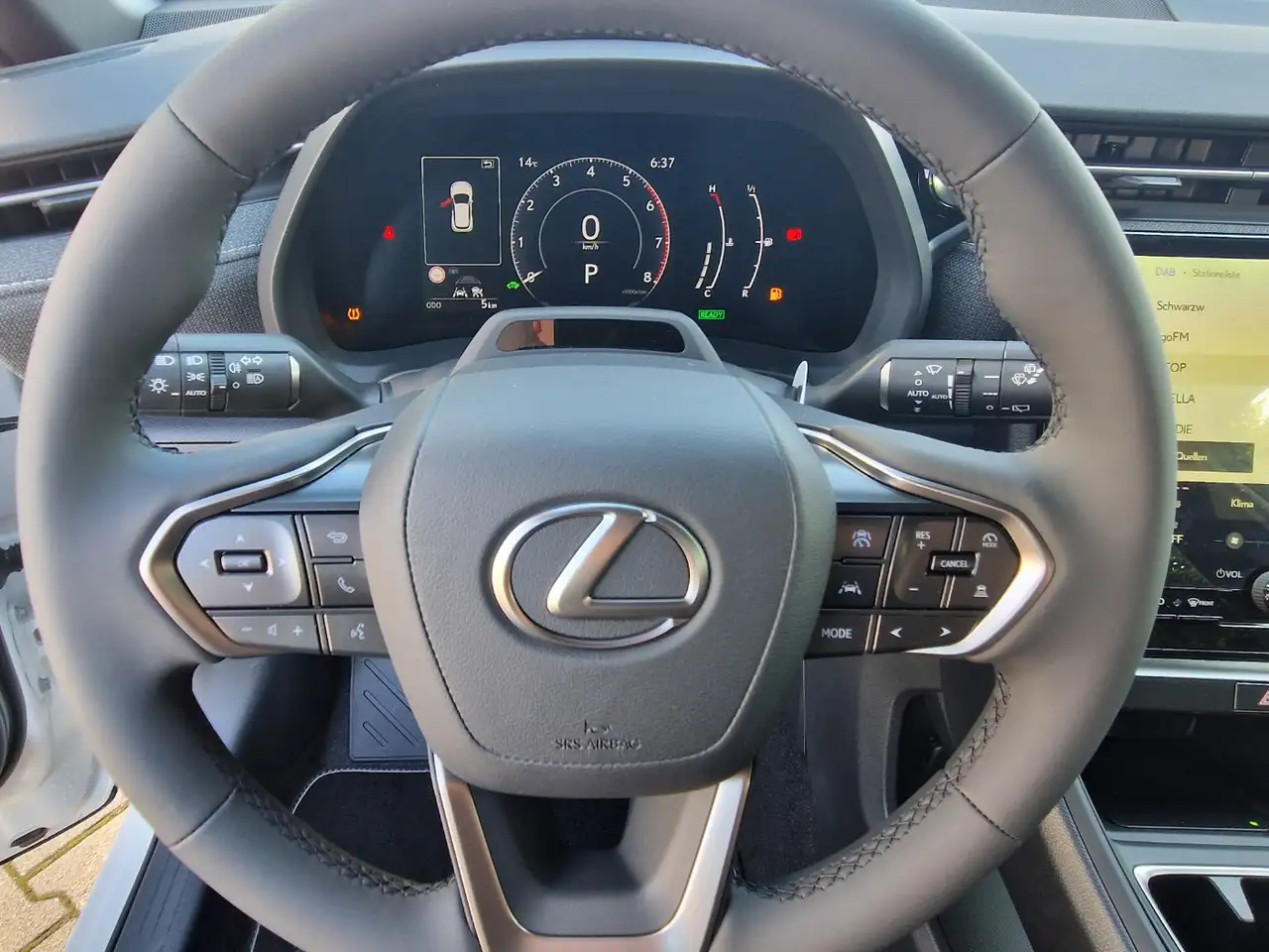 Lexus LBX 15