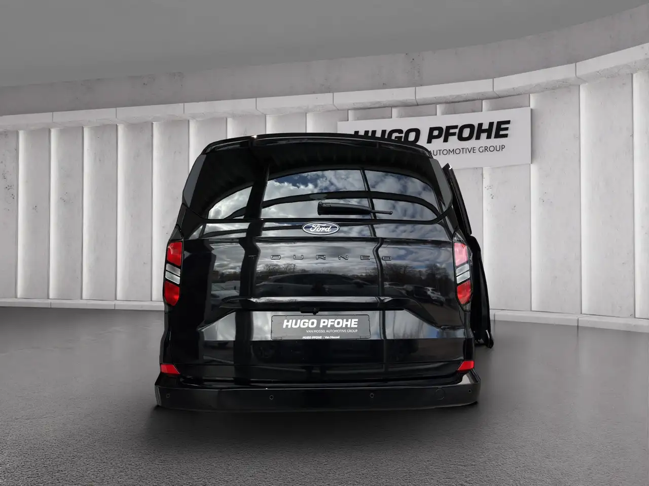 Ford Tourneo 4