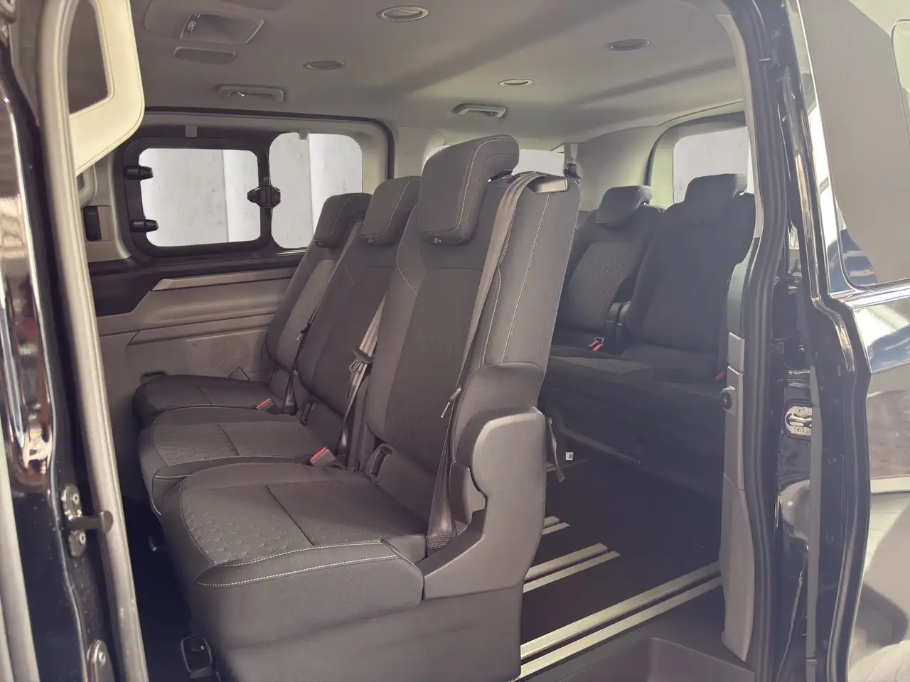Ford Tourneo 10