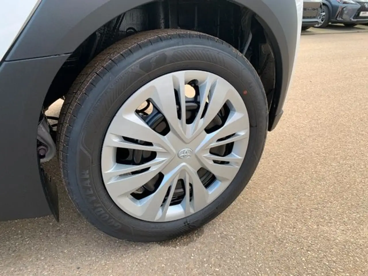 Toyota Aygo X 10