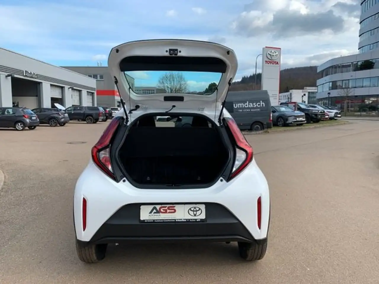 Toyota Aygo X 12