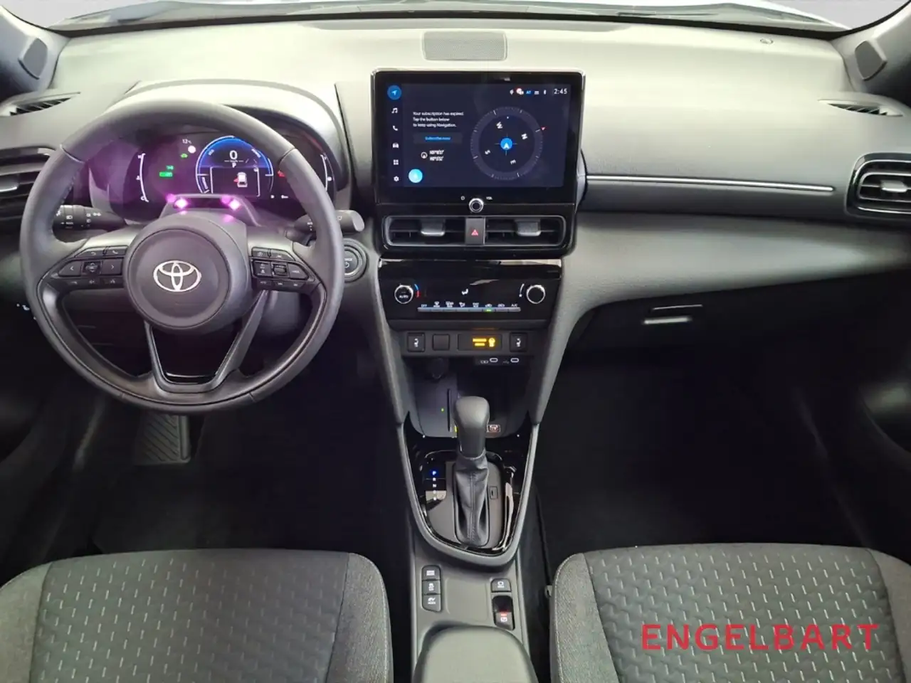 Toyota Yaris 9