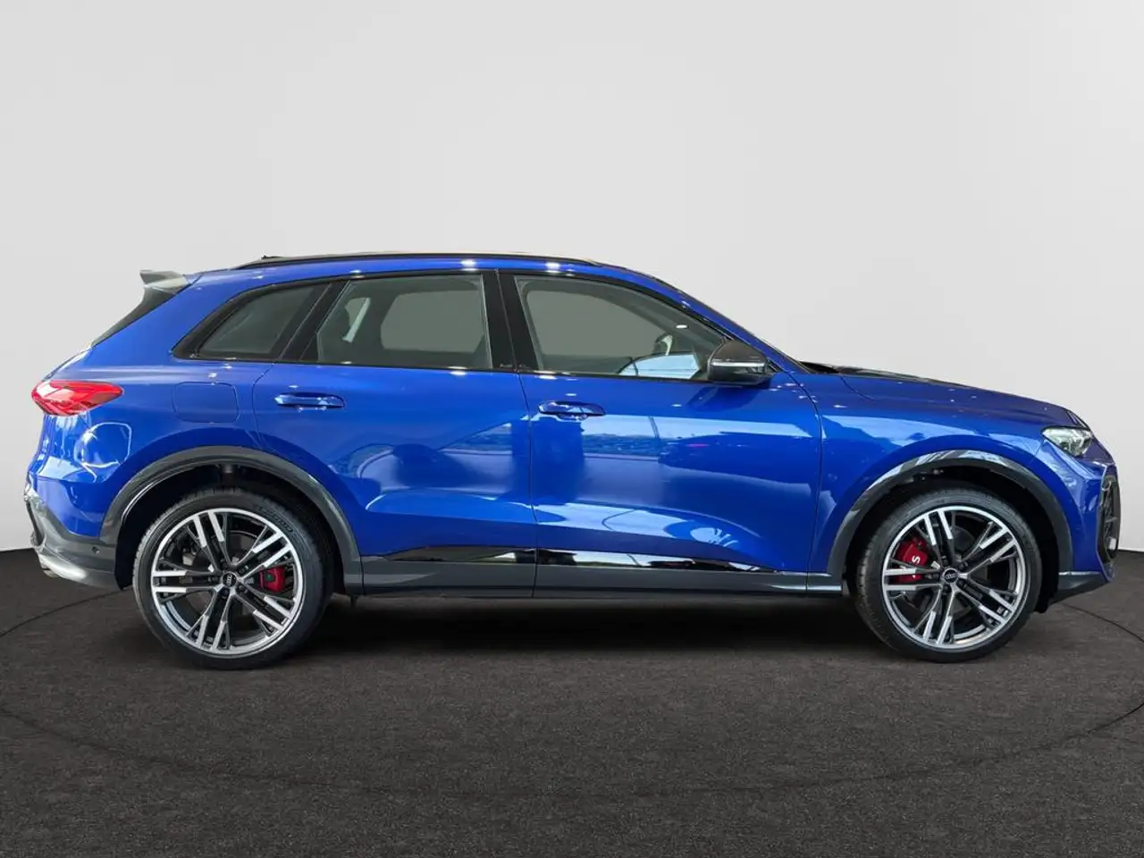 Audi SQ5 8