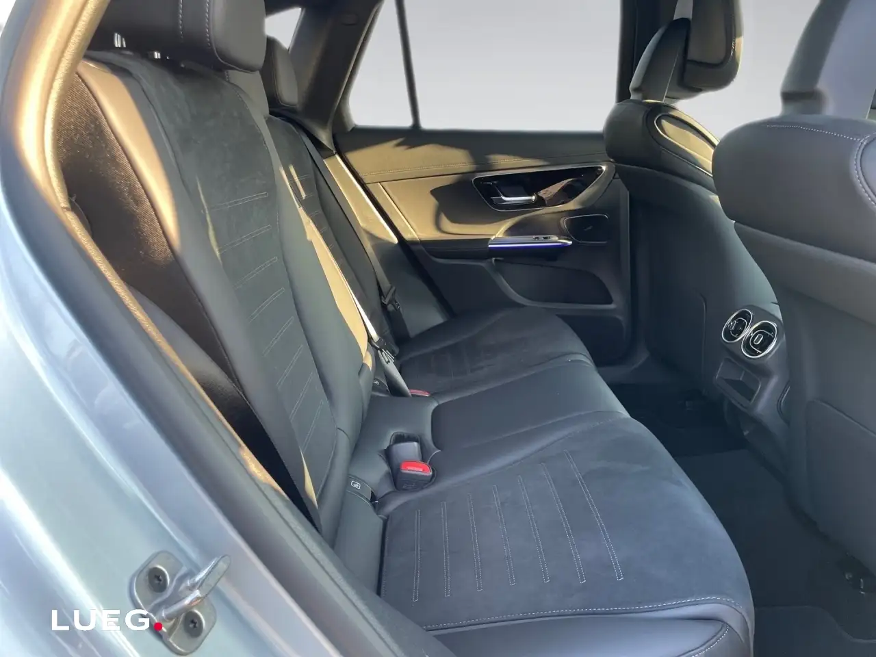 Mercedes-Benz GLC 220 13