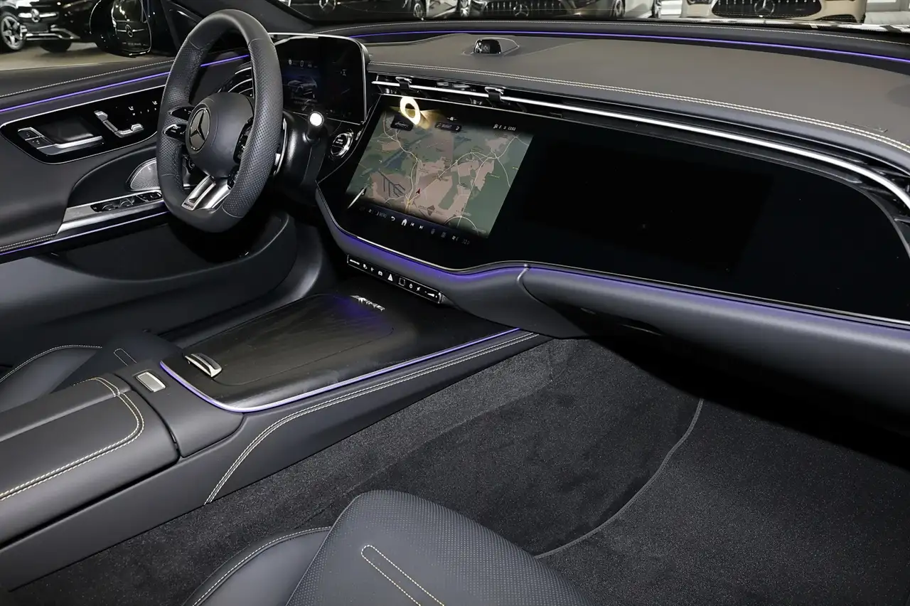 Mercedes-Benz E 53 8