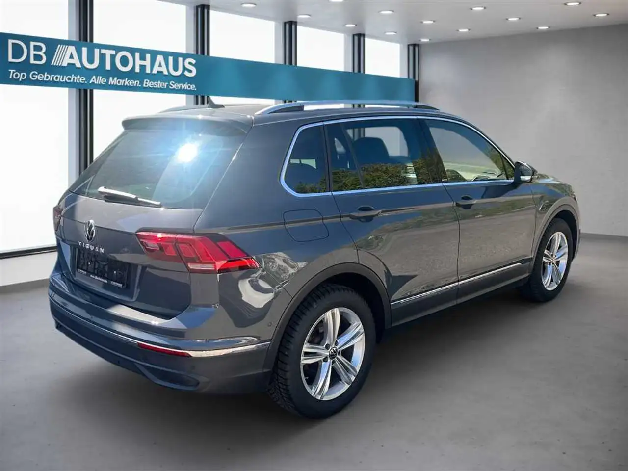 Volkswagen Tiguan 4