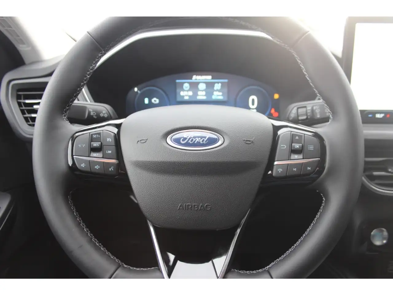 Ford Kuga 9