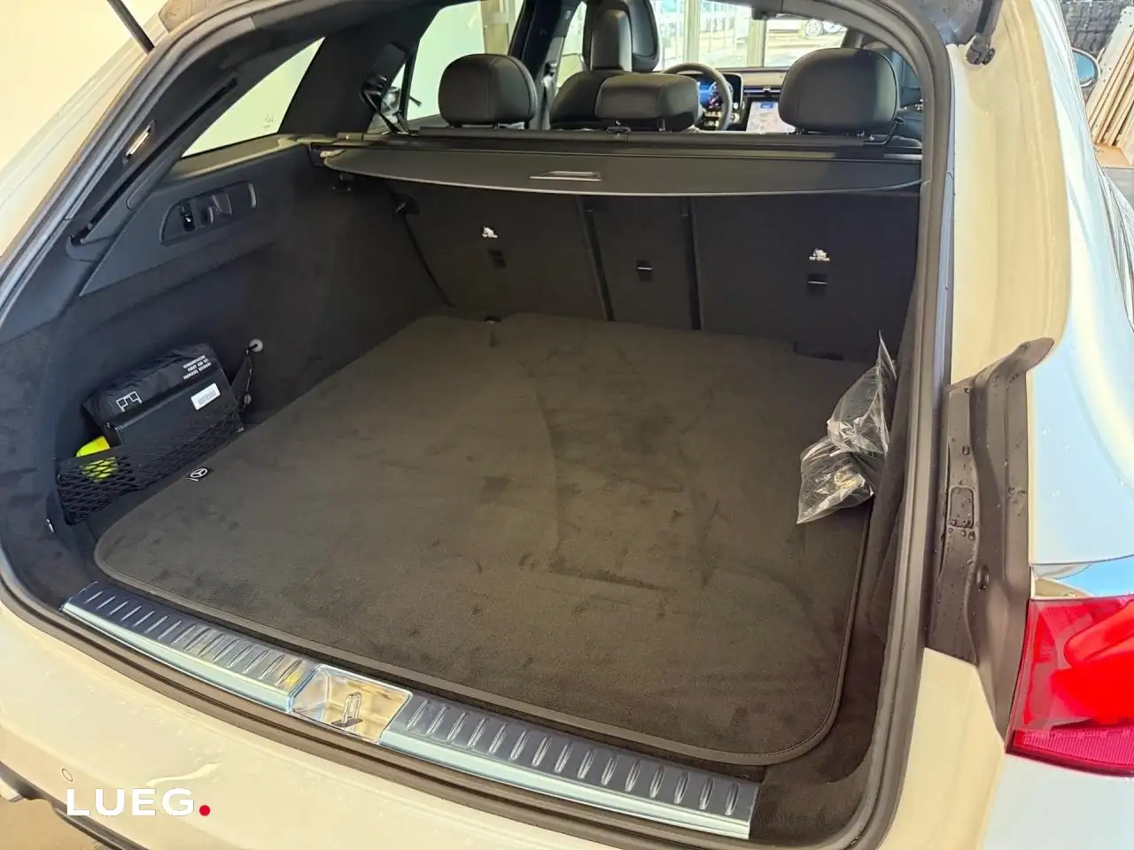 Mercedes-Benz E 220 16