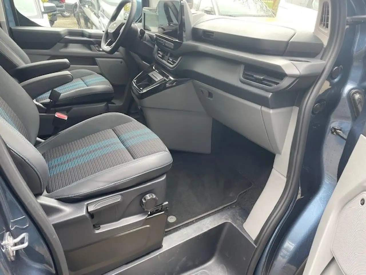 Ford Tourneo 12