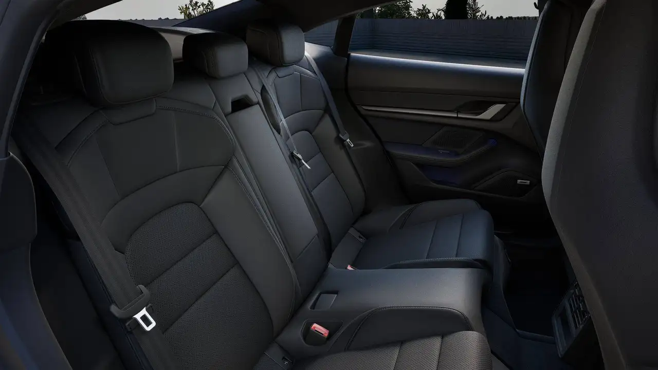 Porsche Taycan 10