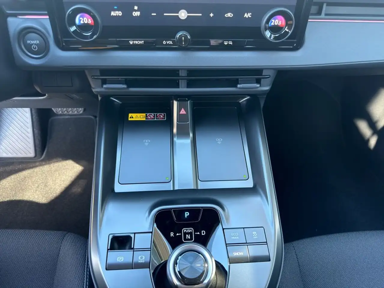 Toyota C-HR+ 14
