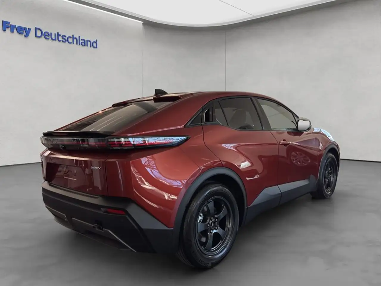 Toyota C-HR+ 6