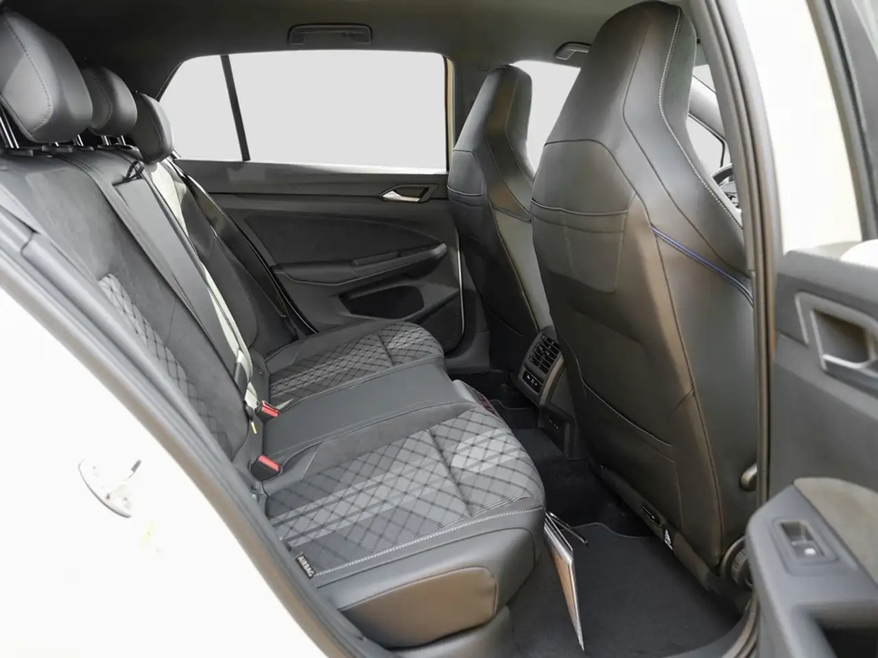 Volkswagen Golf 10