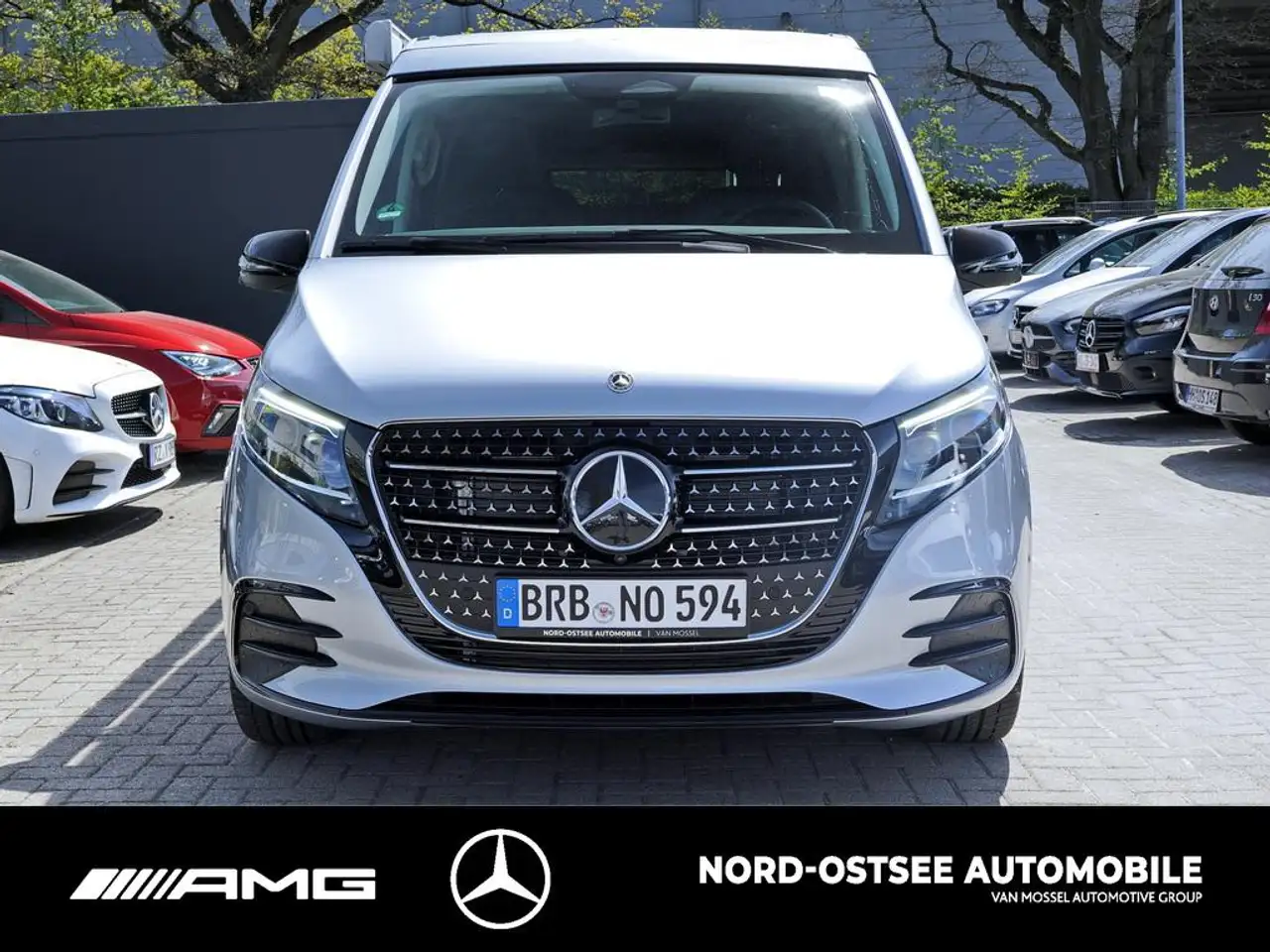 Mercedes-Benz Marco 2