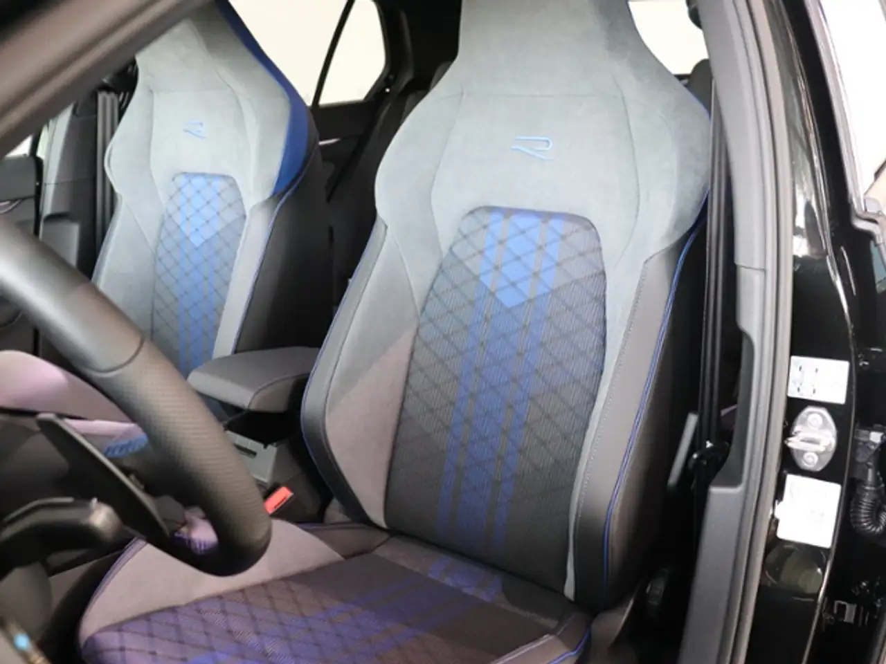 Volkswagen Golf 14