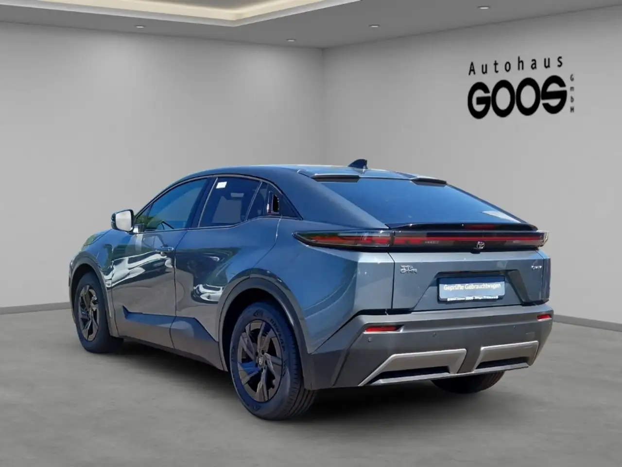 Toyota C-HR+ 165 3