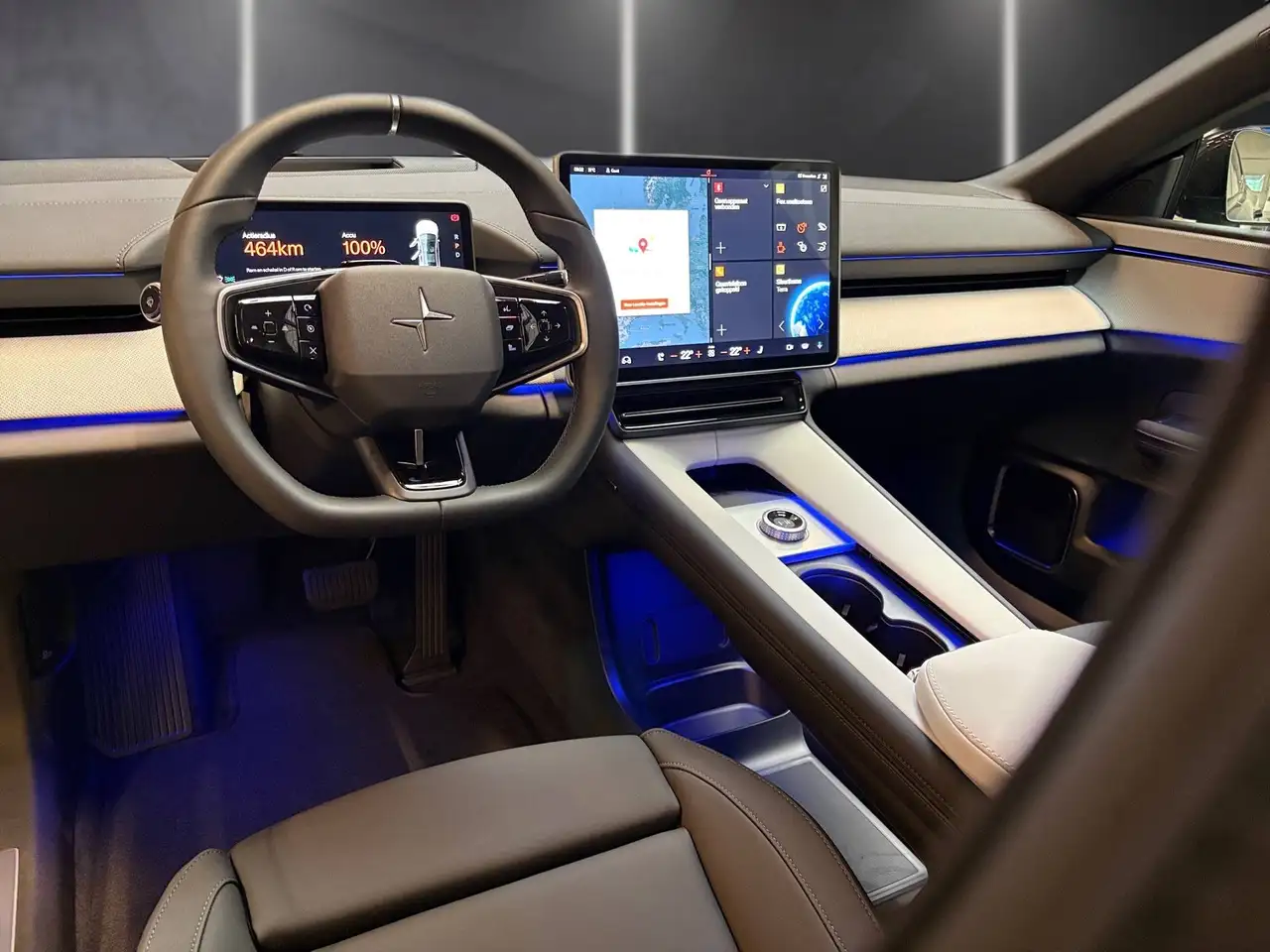 Polestar 4 10