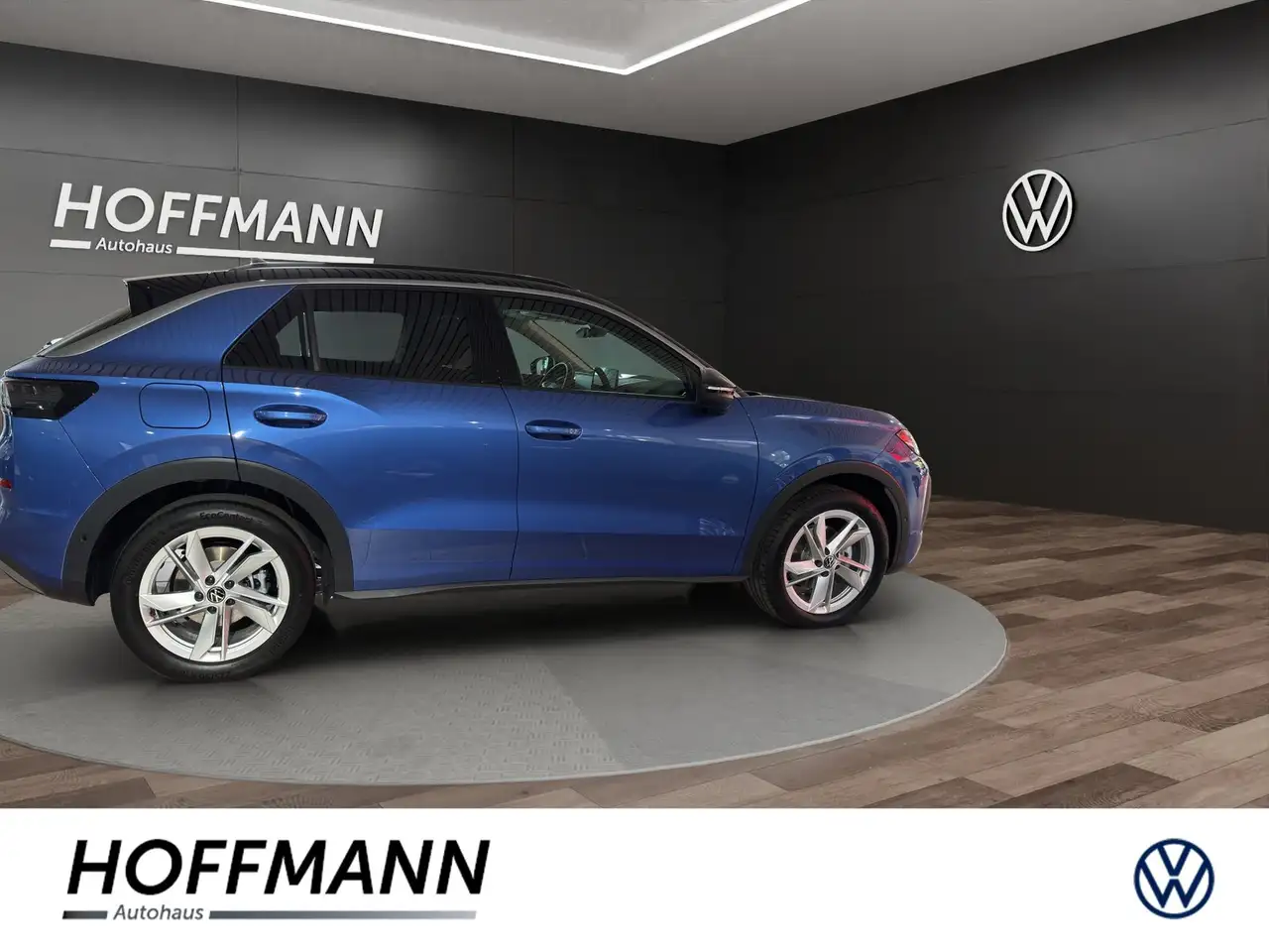 Volkswagen T-Roc 6