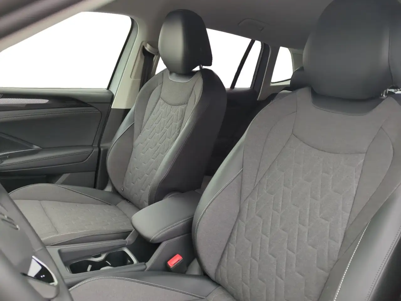 Volkswagen Tiguan 8
