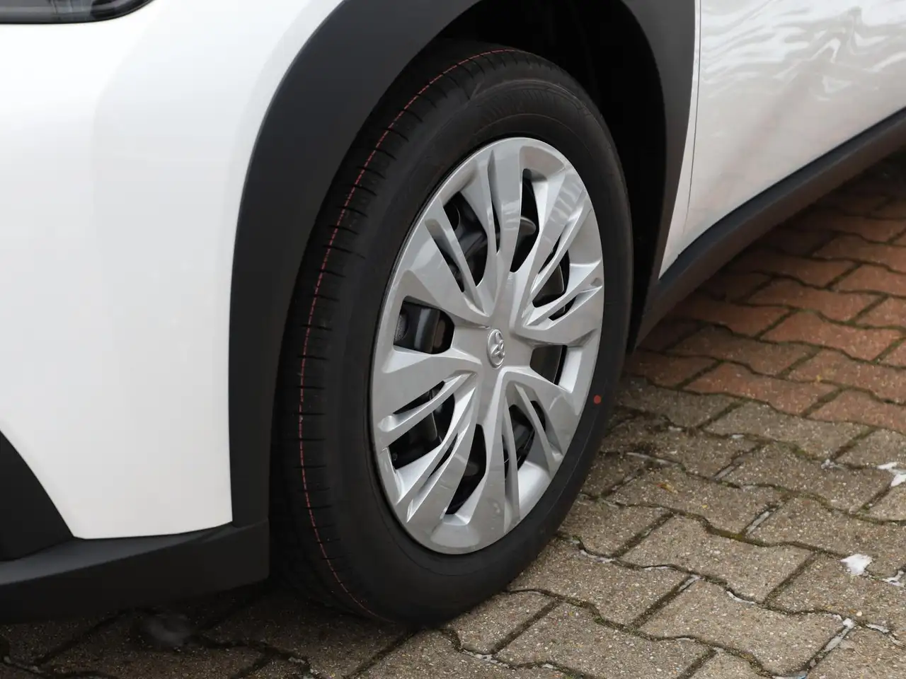 Toyota Aygo X 10