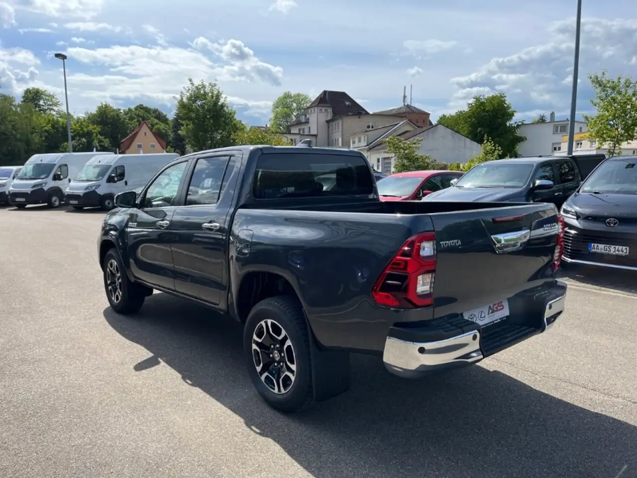 Toyota Hilux 5