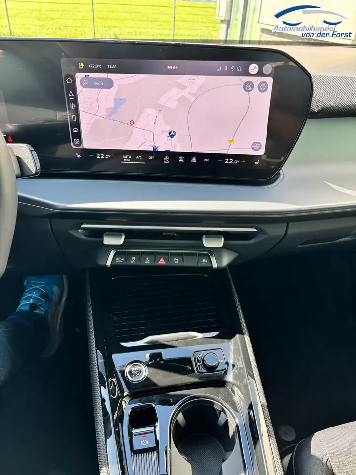 Audi Q3 15