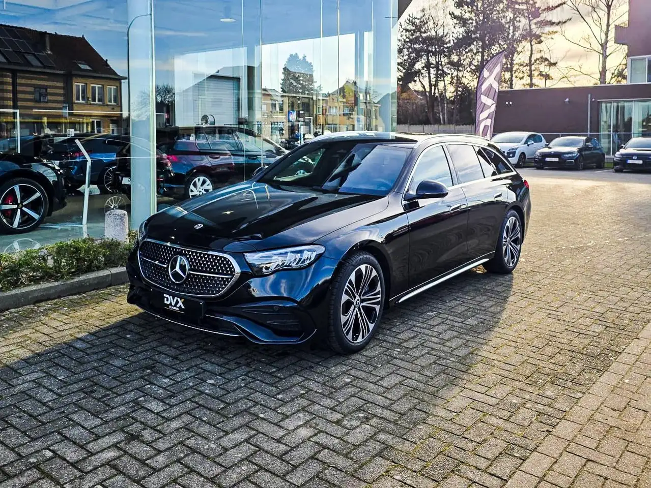 Mercedes-Benz E 200 5
