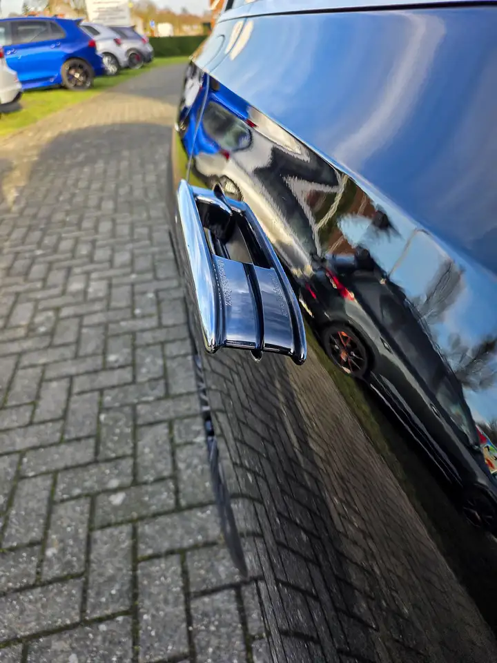 Mercedes-Benz E 200 11