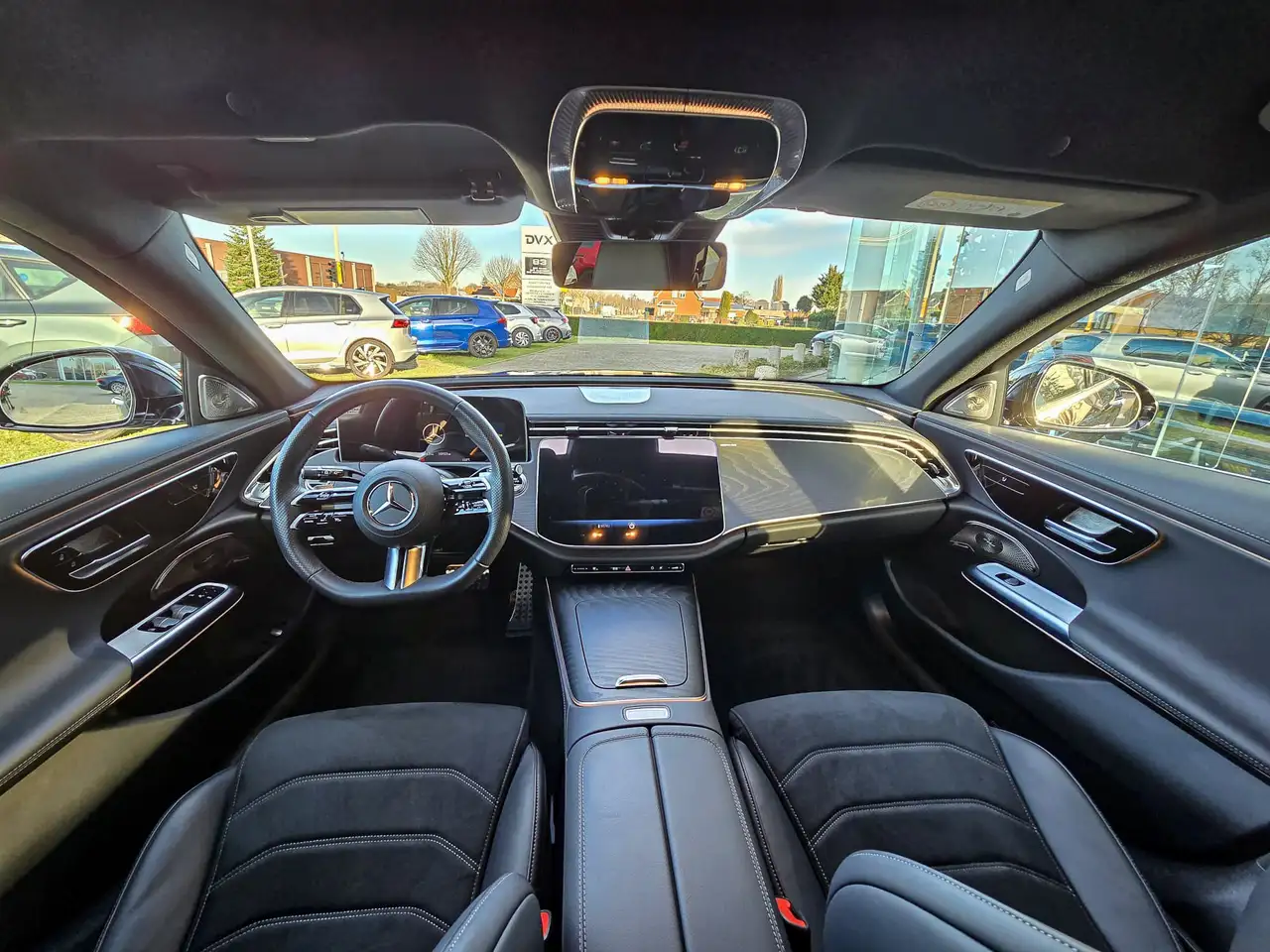 Mercedes-Benz E 200 12