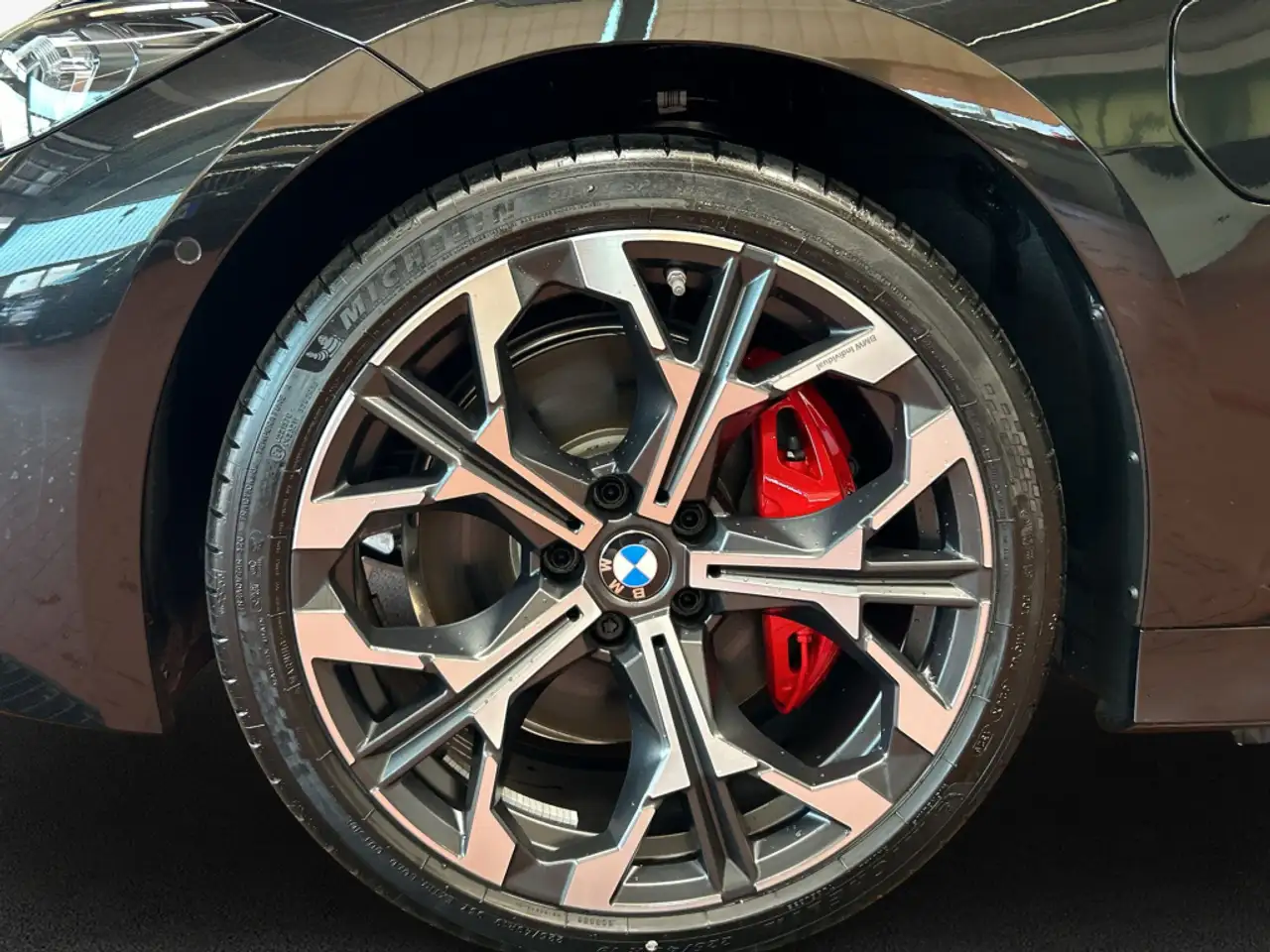 BMW 330 8