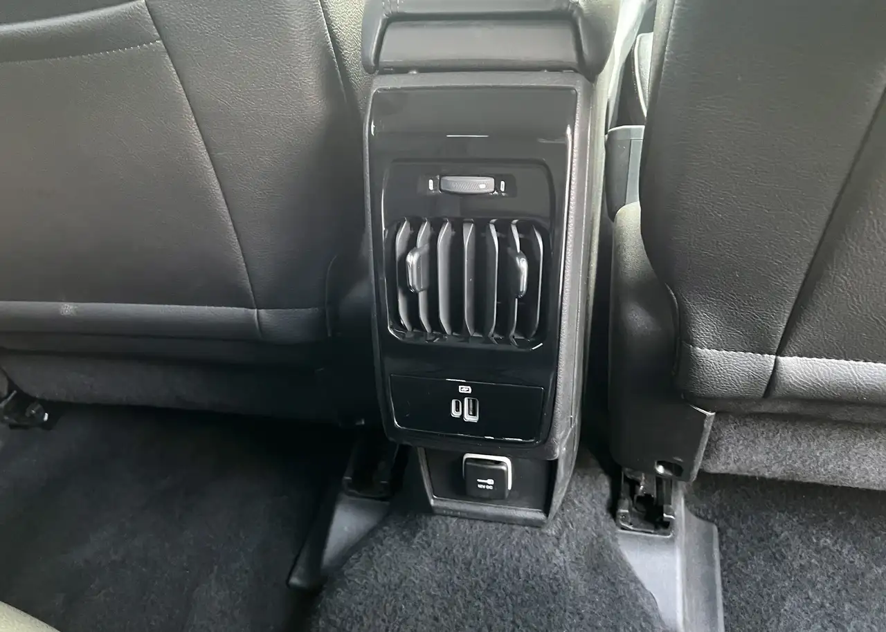 Jeep Compass 8