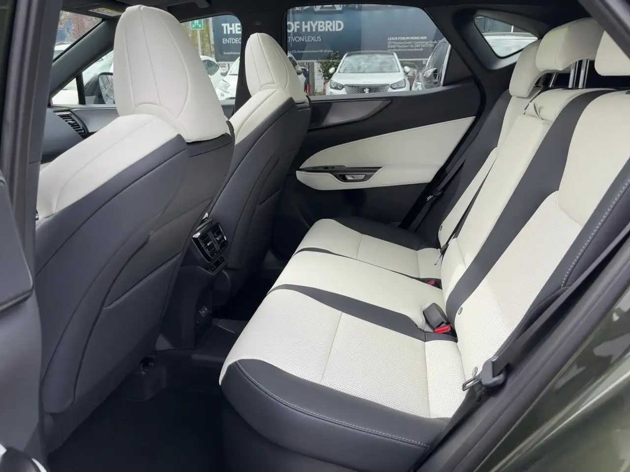 Lexus NX 9
