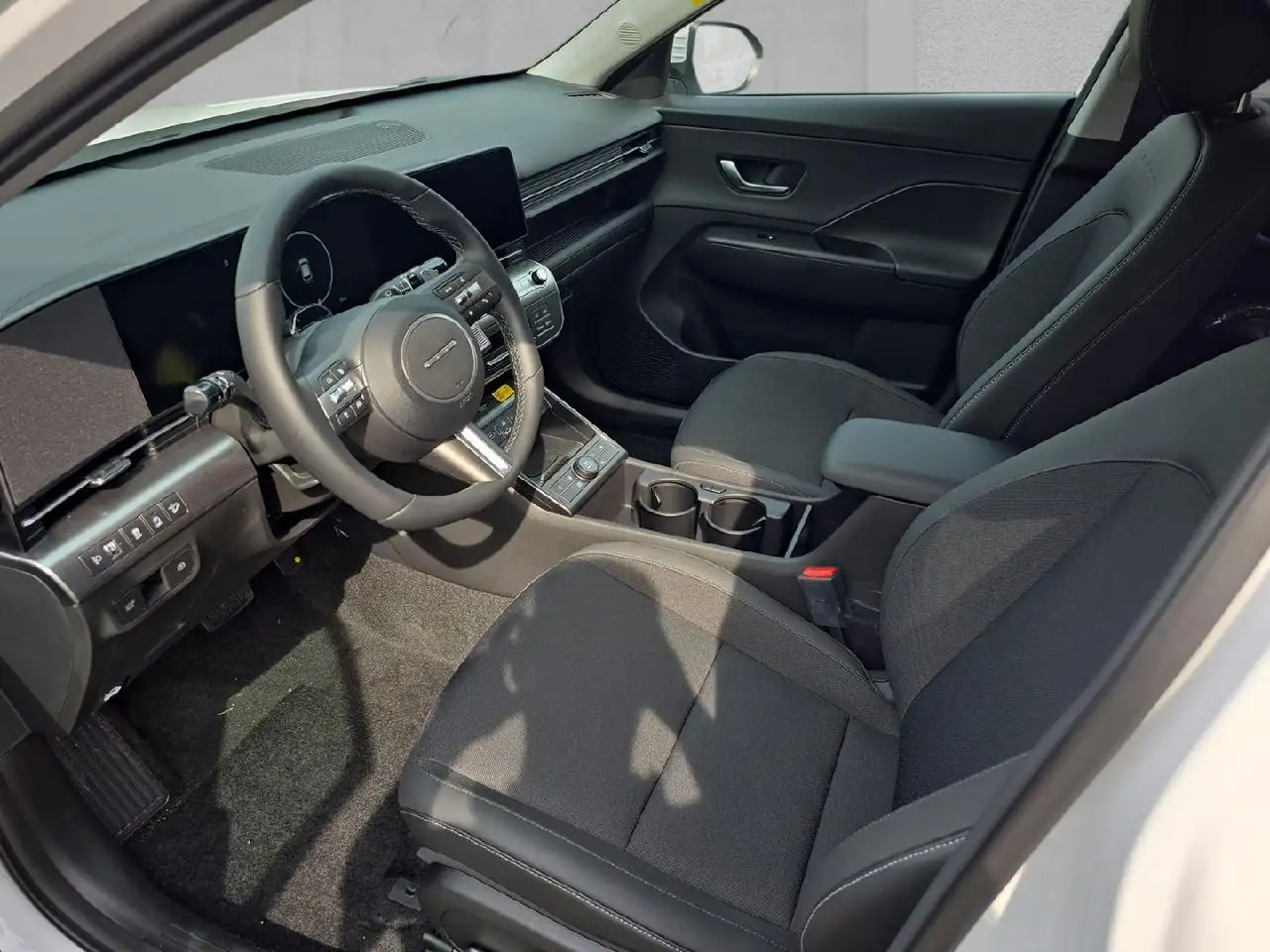 Hyundai KONA 4