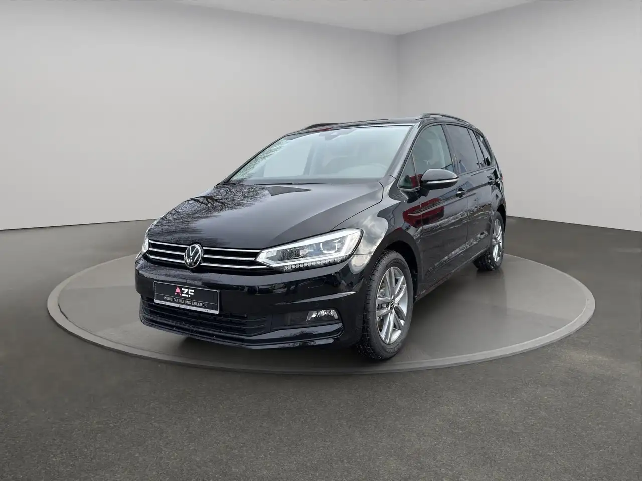 Volkswagen Touran 2