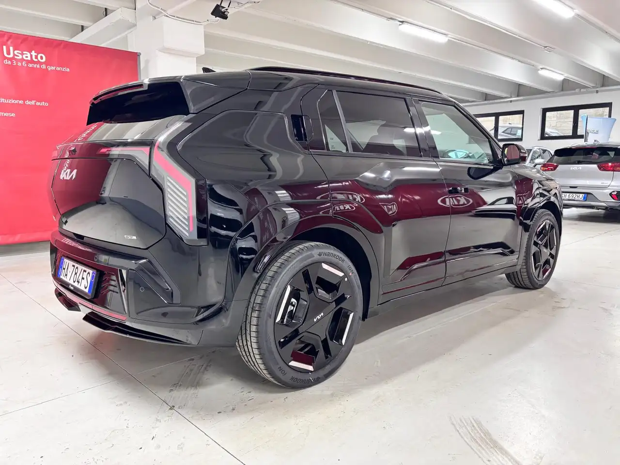 Kia EV3 8