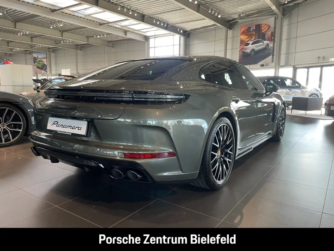 Porsche Panamera 6