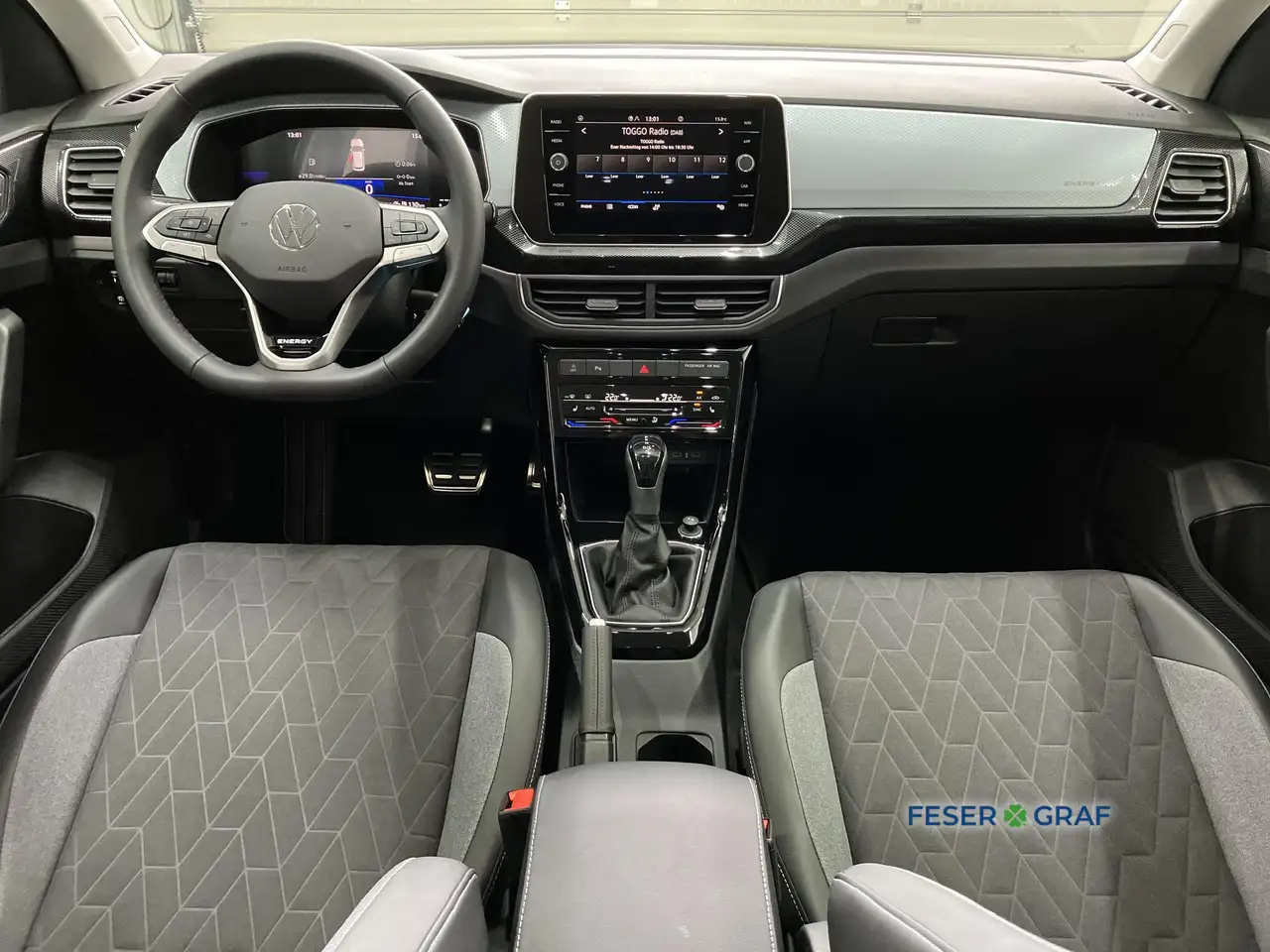 Volkswagen T-Cross 8