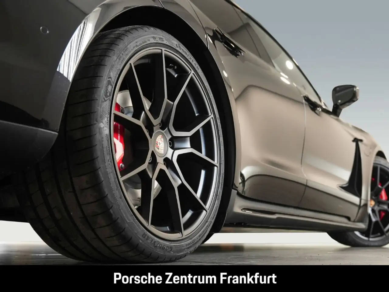 Porsche Taycan 6