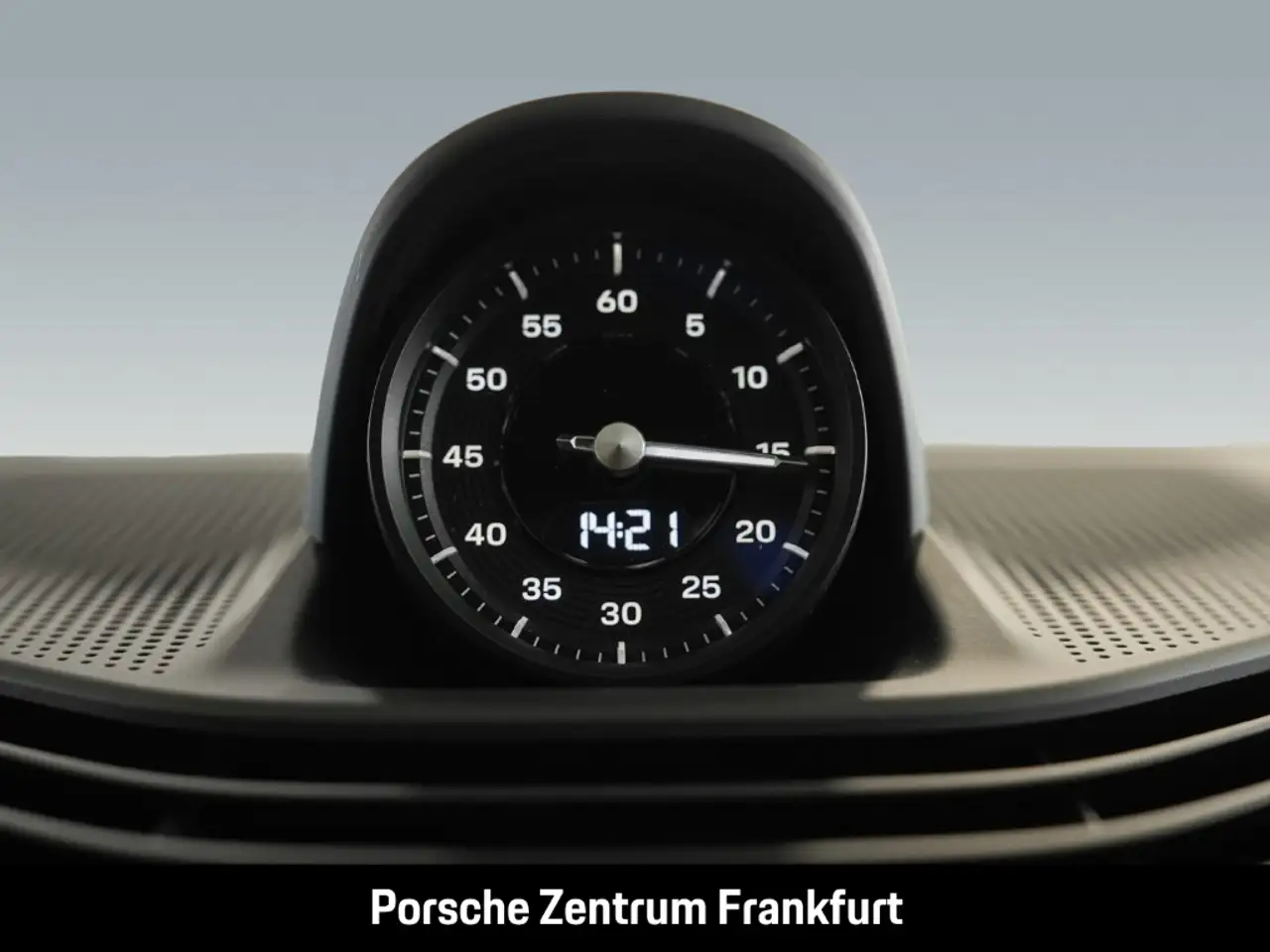 Porsche Taycan 13